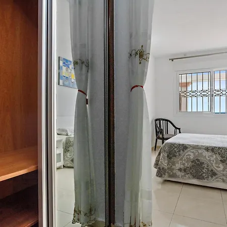 Terraza Solarium, Aire Acondicionado, Aparcamiento Privado, Internet Rapido - Es-347-17 Apartman *
