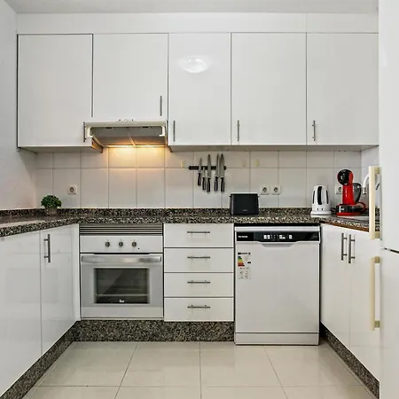 Terraza Solarium, Aire Acondicionado, Aparcamiento Privado, Internet Rapido - Es-347-17 Apartman